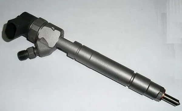 Bosch 0 445 110 105 - Injector